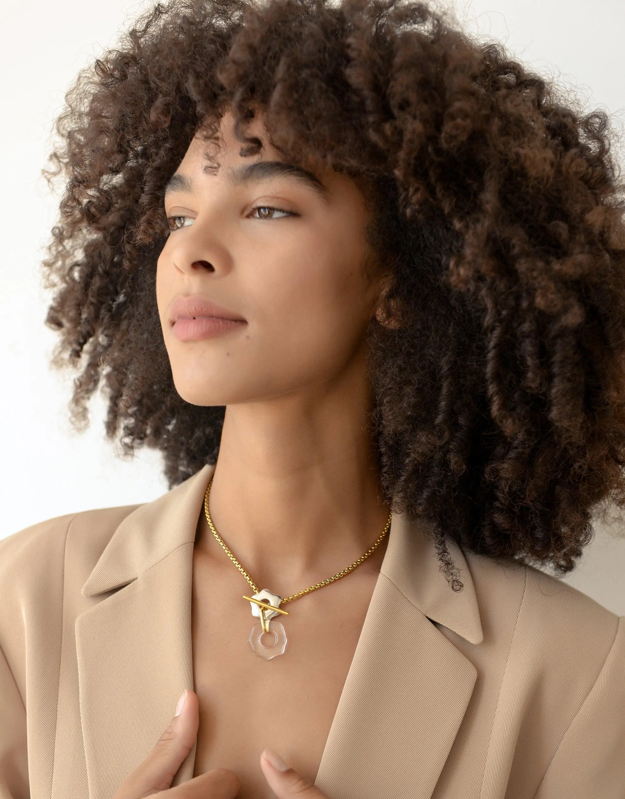 Avens Toggle Necklace