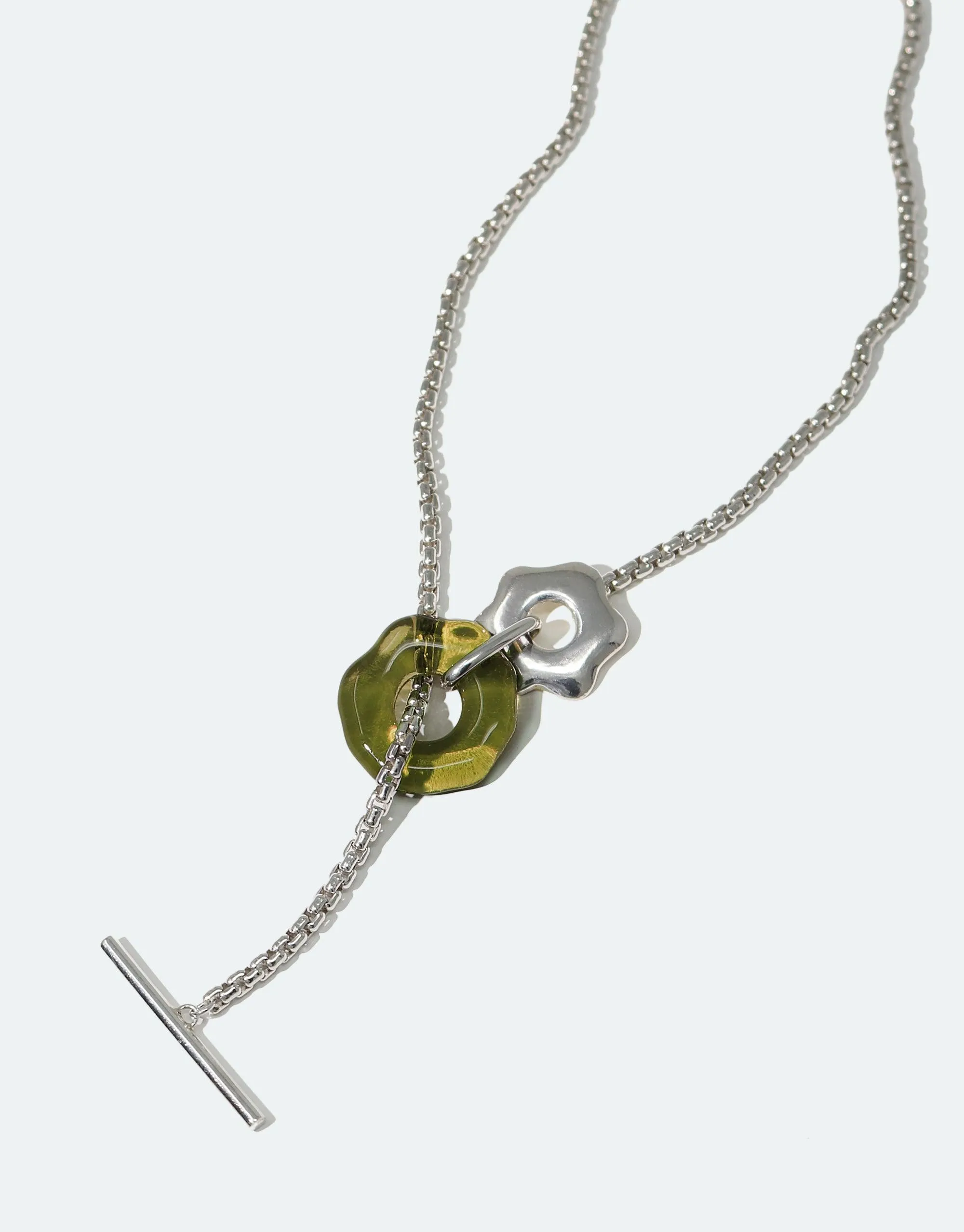 Avens Toggle Necklace